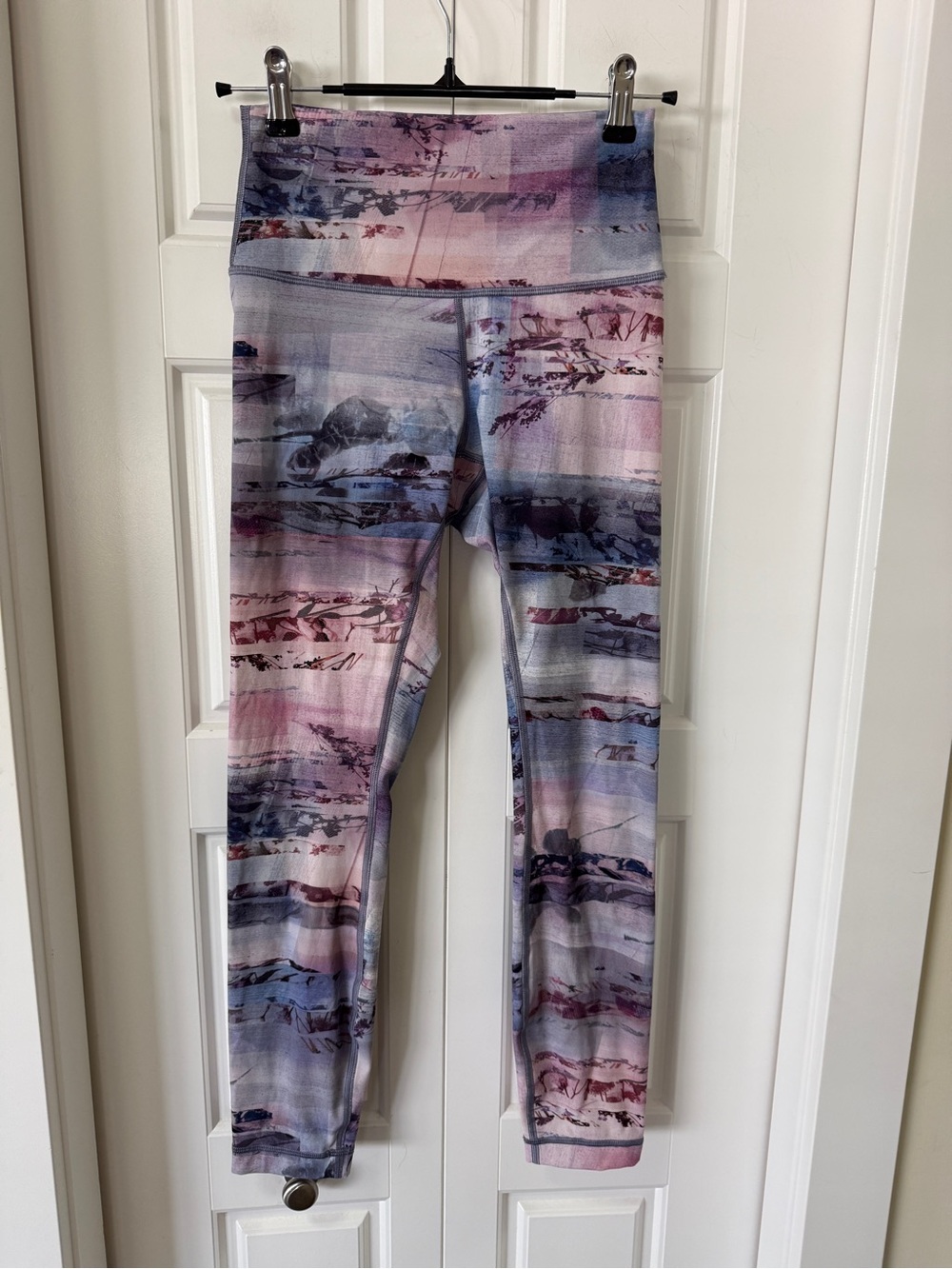 Lululemon Wunder Under High-Rise Leggings - Size 4